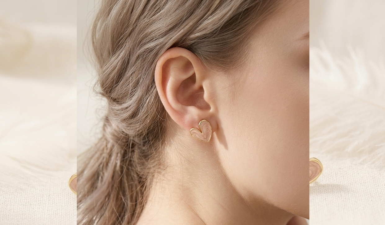 Marbleized Cream Organic Heart Stud Earrings
