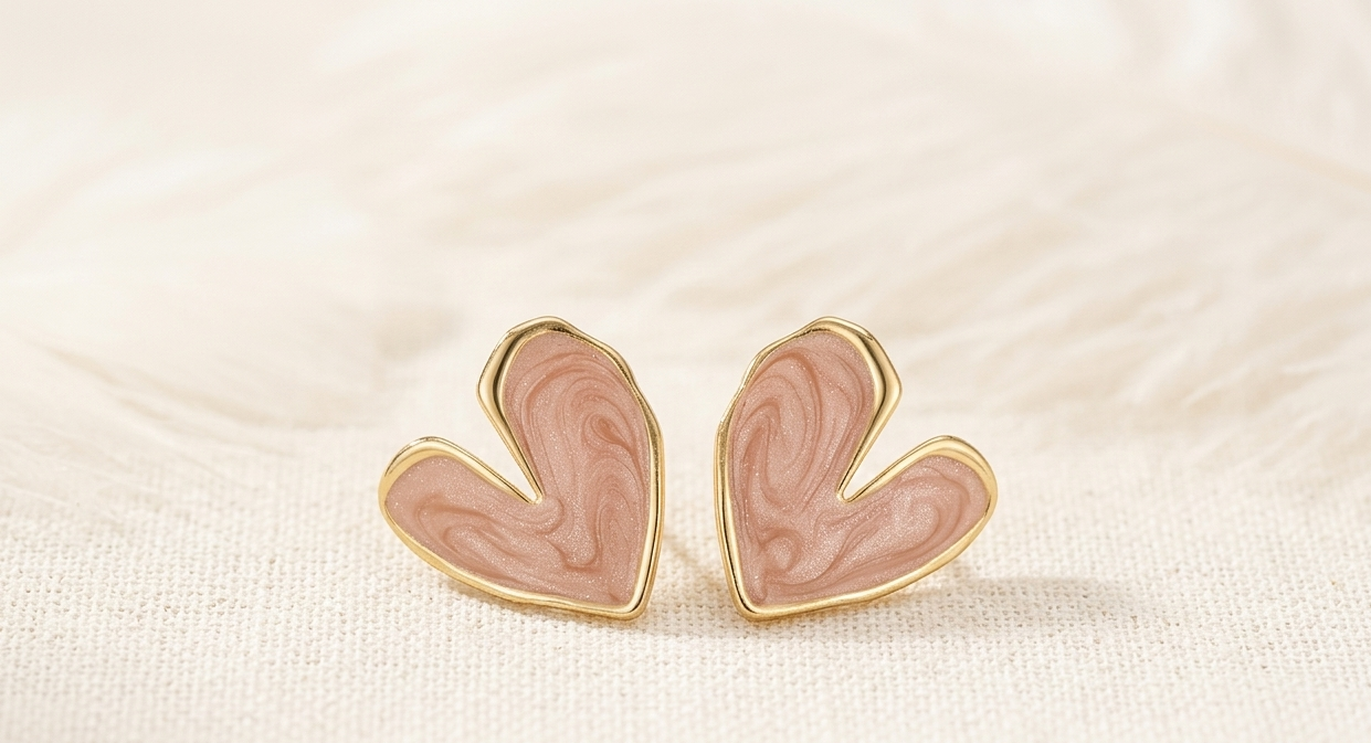 Marbleized Cream Organic Heart Stud Earrings